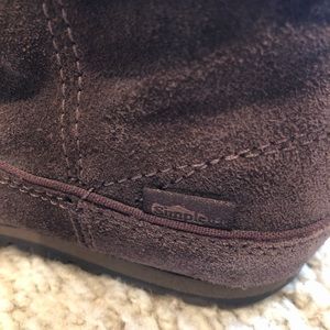 Simple tall boots size 7